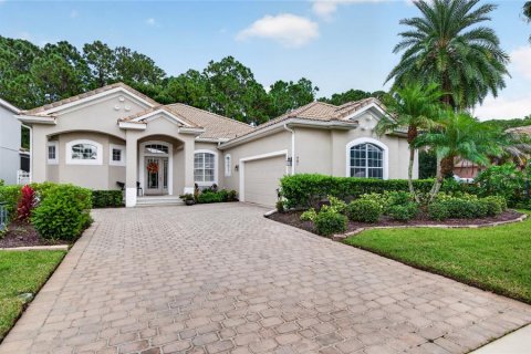 House in New Smyrna Beach, Florida 4 bedrooms, 226.68 sq.m. № 2422667