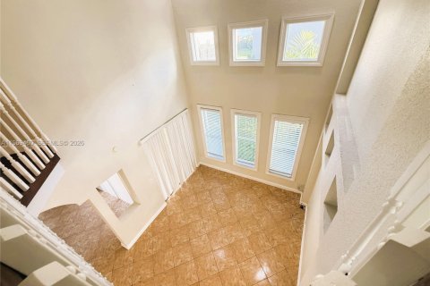 Casa en alquiler en Miramar, Florida, 4 dormitorios, 208.47 m2 № 2030549 - foto 13