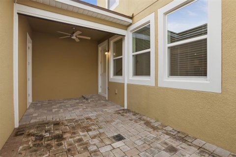 Townhouse in Winter Garden, Florida 3 bedrooms, 192.31 sq.m. № 2197134 - photo 29