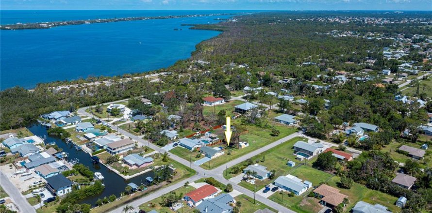 Casa en Englewood, Florida 3 dormitorios, 98.76 m2 № 1686703