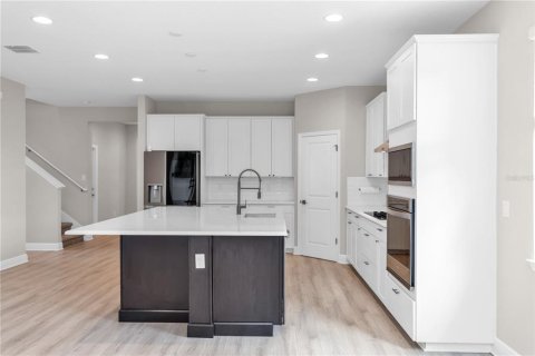 Casa en venta en DeBary, Florida, 4 dormitorios, 256.5 m2 № 2157357 - foto 7