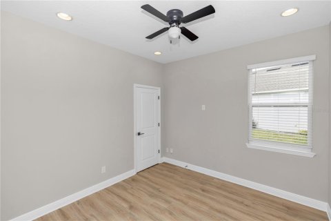 Casa en venta en DeBary, Florida, 4 dormitorios, 256.5 m2 № 2157357 - foto 26