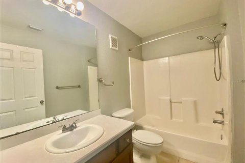 Copropriété à louer à Orlando, Floride: 1 chambre, 76.18 m2 № 2384152 - photo 9