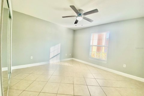 Copropriété à louer à Orlando, Floride: 1 chambre, 76.18 m2 № 2384152 - photo 7