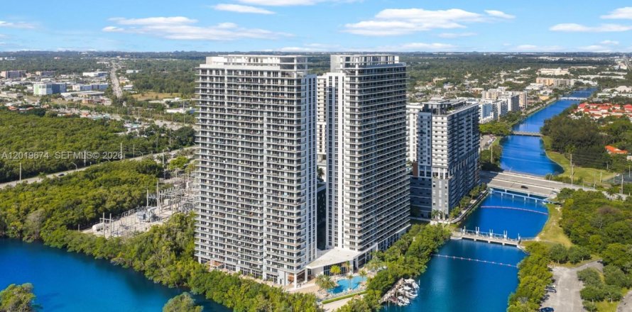 Condo à North Miami Beach, Floride, 2 chambres № 2153728