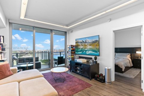 Copropriété à vendre à North Miami Beach, Floride: 2 chambres, 103.96 m2 № 2153728 - photo 17