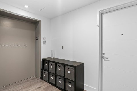 Copropriété à vendre à North Miami Beach, Floride: 2 chambres, 103.96 m2 № 2153728 - photo 5
