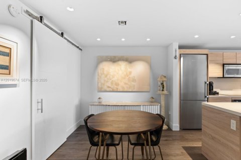 Copropriété à vendre à North Miami Beach, Floride: 2 chambres, 103.96 m2 № 2153728 - photo 27