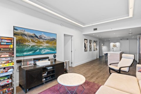 Copropriété à vendre à North Miami Beach, Floride: 2 chambres, 103.96 m2 № 2153728 - photo 11