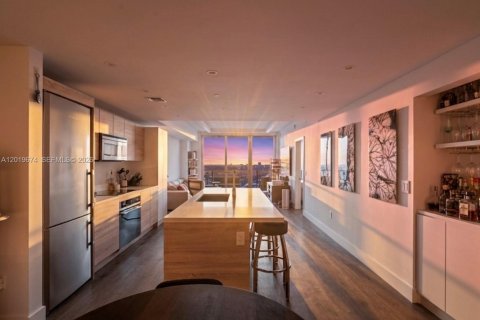 Copropriété à vendre à North Miami Beach, Floride: 2 chambres, 103.96 m2 № 2153728 - photo 24
