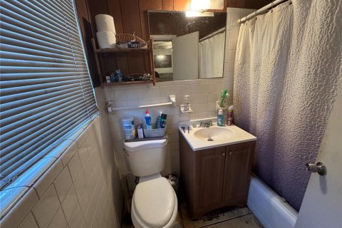 House in Lake Worth, Florida 3 bedrooms, 97.27 sq.m. № 1893821 - photo 13