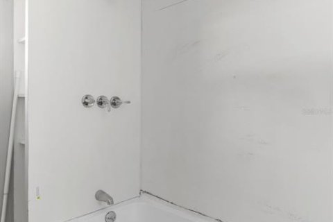 Apartamento en alquiler en Winter Haven, Florida, 2 dormitorios, 62.71 m2 № 1835407 - foto 15
