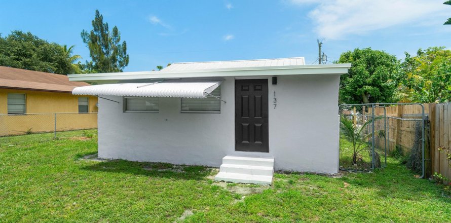 Villa ou maison à Delray Beach, Floride 2 chambres, 68.38 m2 № 2432855