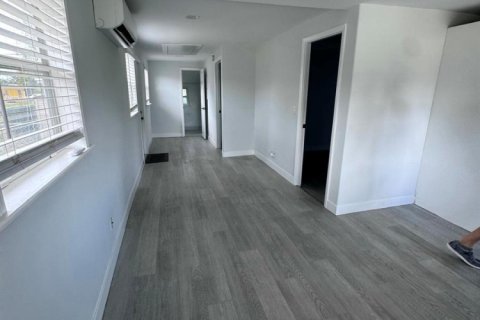 Villa ou maison à vendre à Delray Beach, Floride: 2 chambres, 68.38 m2 № 2432855 - photo 8