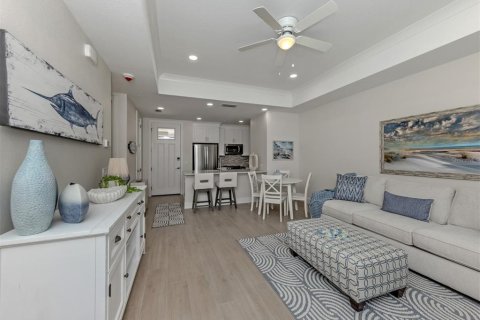 Condo in Venice, Florida, 2 bedrooms  № 957369 - photo 12