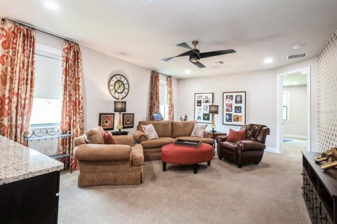 House in Lake Mary, Florida 5 bedrooms, 429.39 sq.m. № 1782595 - photo 25