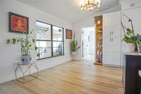 Снять в аренду виллу или дом в Фростпруф, Флорида 10 комнат, 214.05м2, № 1916390 - фото 17