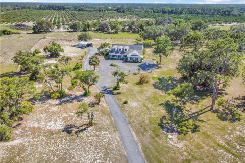 Снять в аренду виллу или дом в Фростпруф, Флорида 10 комнат, 214.05м2, № 1916390 - фото 2