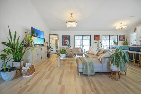 Снять в аренду виллу или дом в Фростпруф, Флорида 10 комнат, 214.05м2, № 1916390 - фото 14