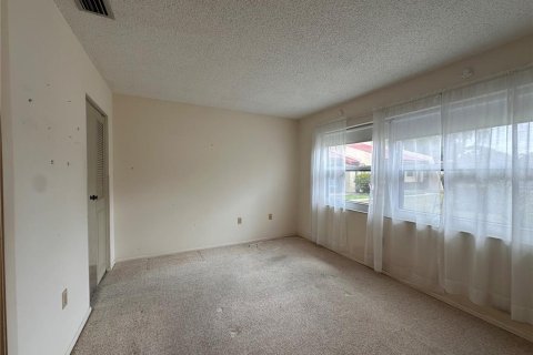 Condo in Bradenton, Florida, 2 bedrooms  № 1678269 - photo 15