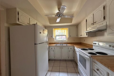 Condo in Bradenton, Florida, 2 bedrooms  № 1678269 - photo 4