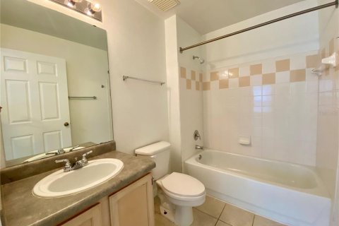 Condo in Orlando, Florida, 1 bedroom  № 2237642 - photo 13