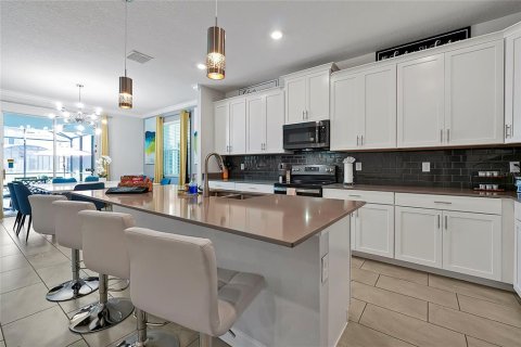 Купить виллу или дом в Киссимми, Флорида 10 комнат, 310.57м2, № 2142701 - фото 11