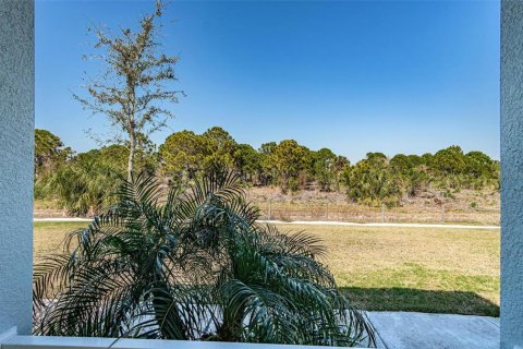House in Apollo Beach, Florida 3 bedrooms, 167.22 sq.m. № 1512273 - photo 3