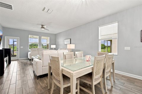 Casa en venta en Davenport, Florida, 3 dormitorios, 181.16 m2 № 2337492 - foto 8