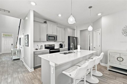 Casa en venta en Davenport, Florida, 3 dormitorios, 181.16 m2 № 2337492 - foto 5
