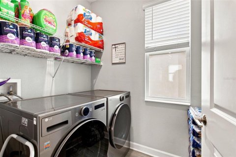 Casa en venta en Davenport, Florida, 3 dormitorios, 181.16 m2 № 2337492 - foto 25