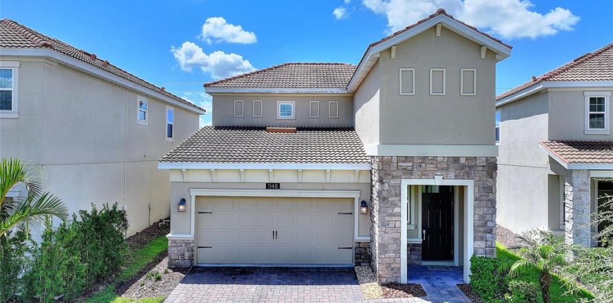 Casa en Davenport, Florida 3 dormitorios, 181.16 m2 № 2337492