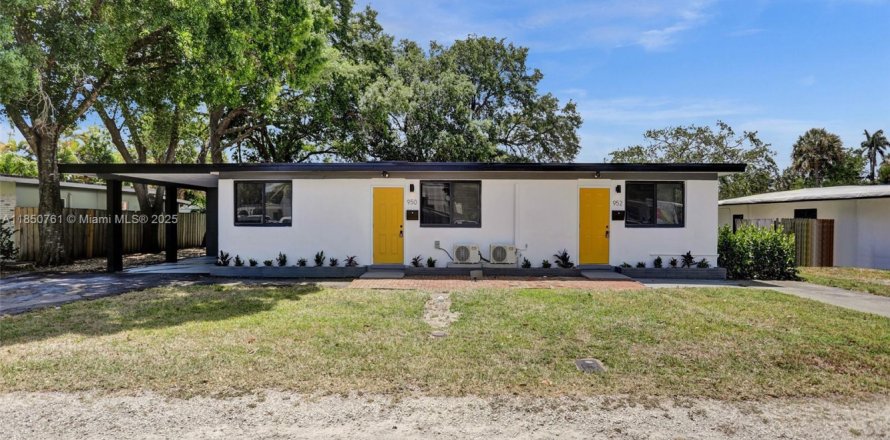 Commercial property in Fort Lauderdale, Florida 166.76 sq.m. № 1854952