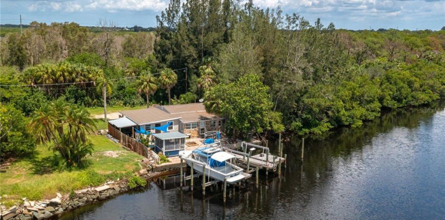 Casa en Ruskin, Florida 3 dormitorios, 101.64 m2 № 1339208