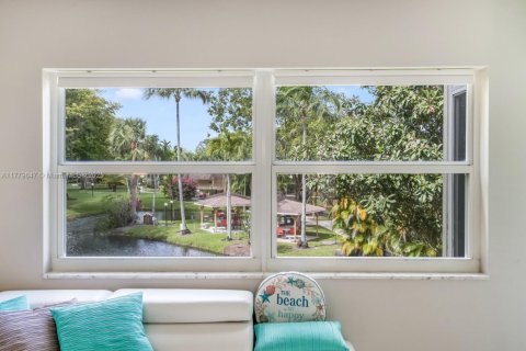 Copropriété à vendre à Lauderdale Lakes, Floride: 1 chambre, 63.55 m2 № 1868524 - photo 13
