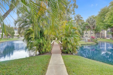 Copropriété à vendre à Lauderdale Lakes, Floride: 1 chambre, 63.55 m2 № 1868524 - photo 18