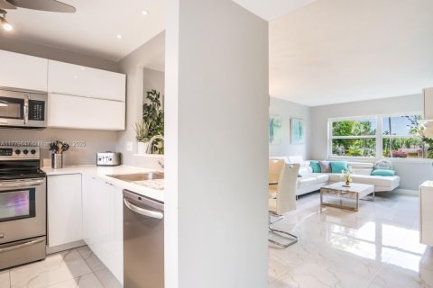 Copropriété à vendre à Lauderdale Lakes, Floride: 1 chambre, 63.55 m2 № 1868524 - photo 7