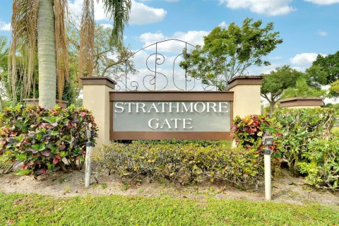 Townhouse in Royal Palm Beach, Florida 3 bedrooms, 120.59 sq.m. № 2146148 - photo 30