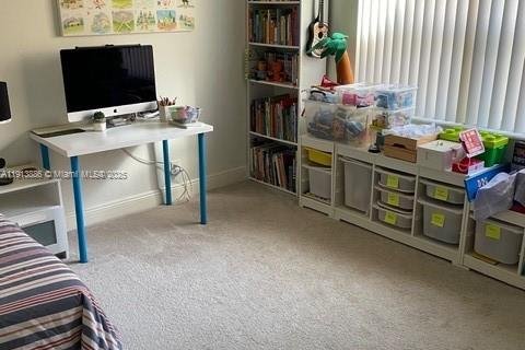 Condo in Hialeah, Florida, 2 bedrooms  № 1973854 - photo 5