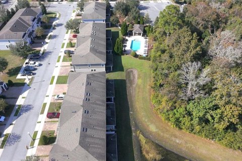 Townhouse in Oviedo, Florida 3 bedrooms, 129.69 sq.m. № 2388124 - photo 29