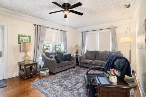 House in Dover, Florida 2 bedrooms, 86.21 sq.m. № 1507911 - photo 7