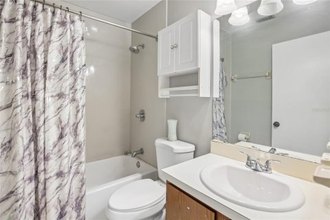 Touwnhouse à vendre à Tampa, Floride: 3 chambres, 133.78 m2 № 2420624 - photo 23