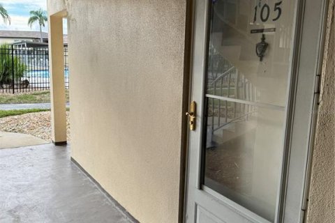 Copropriété à vendre à New Port Richey, Floride: 2 chambres, 102.56 m2 № 1902037 - photo 2