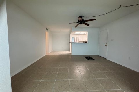Copropriété à vendre à New Port Richey, Floride: 2 chambres, 102.56 m2 № 1902037 - photo 5