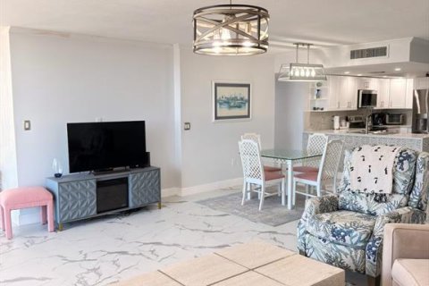 Condominio en venta en Clearwater, Florida, 2 dormitorios, 126.72 m2 № 2100454 - foto 24