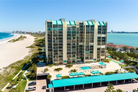 Condominio en venta en Clearwater, Florida, 2 dormitorios, 126.72 m2 № 2100454 - foto 3