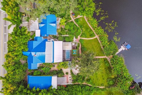Propiedad comercial en Tampa, Florida 396.14 m2 № 2102950
