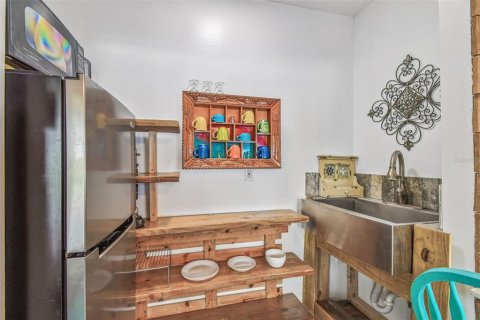 Propiedad comercial en venta en Tampa, Florida, 396.14 m2 № 2102950 - foto 30