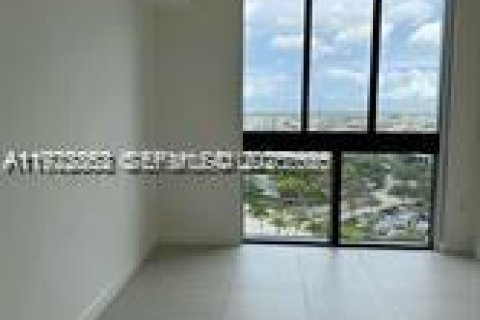 Condo in Doral, Florida № 1976550 - photo 4