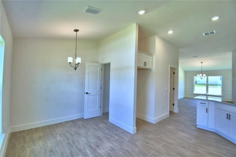 House in Auburndale, Florida 4 bedrooms, 169.08 sq.m. № 2102180 - photo 21